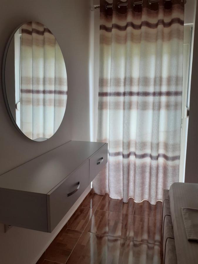 Drini Apartments Permet Luaran gambar