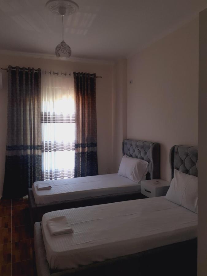 Drini Apartments Permet Luaran gambar