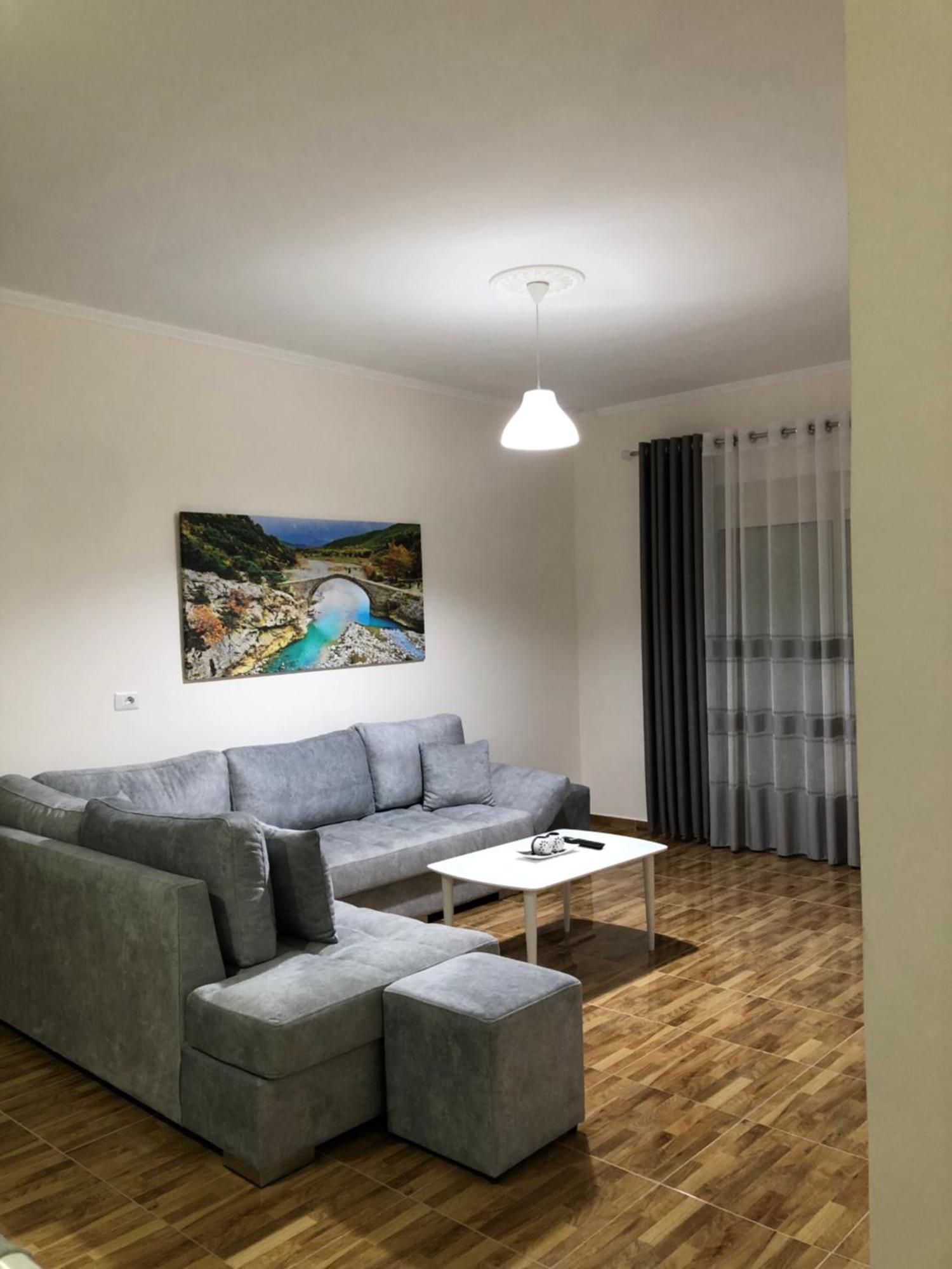 Drini Apartments Permet Luaran gambar